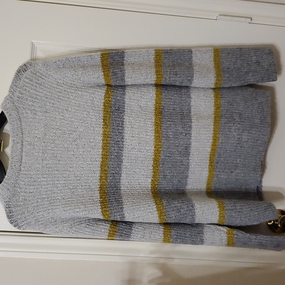 NWT Roxy Women's Winter River Sweater - Picture 6 of 9